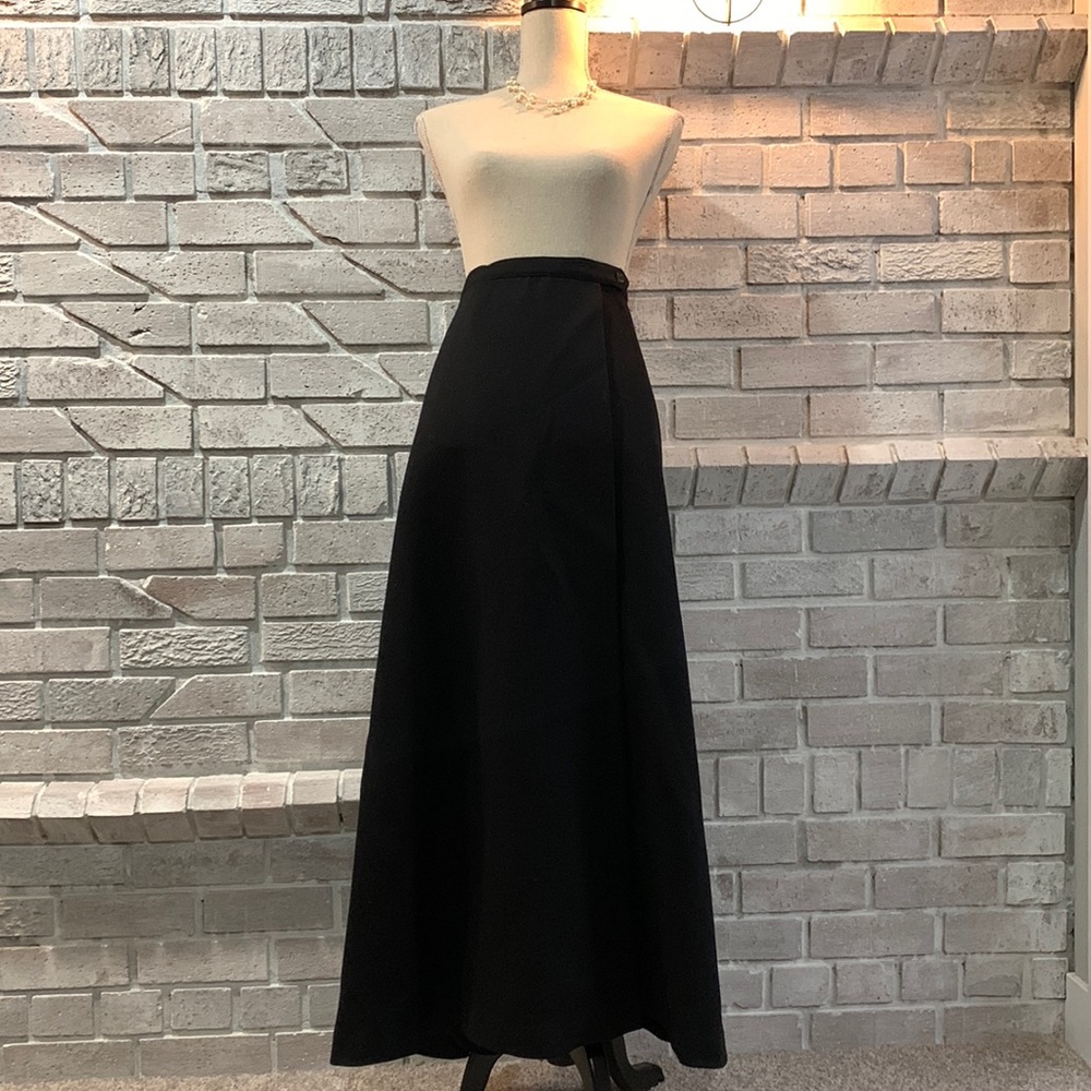 💕 ANNE KLEIN Black Long Wrap Skirt Pure Virgin Wool Union-Made 🇨🇦